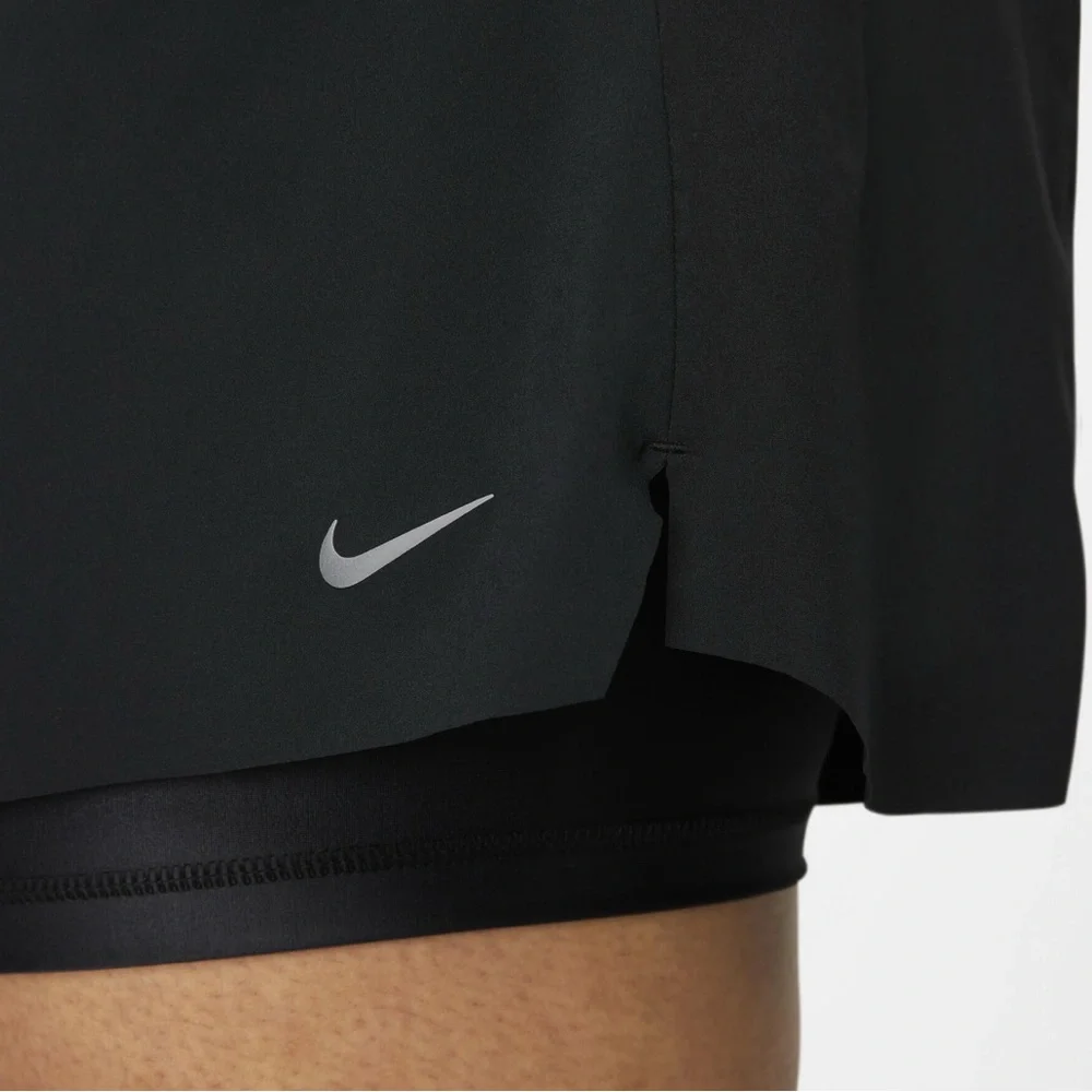 Nike Shorts Built In Biker 2-in-1 Swift Dri-FIT MR 3” Cellphone Pocket Black